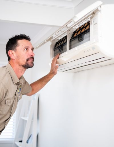 Down to Earth Sparky Wynnum West Air Conditioning Services